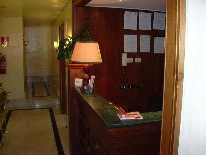 Hotel Max Rom Exteriör bild